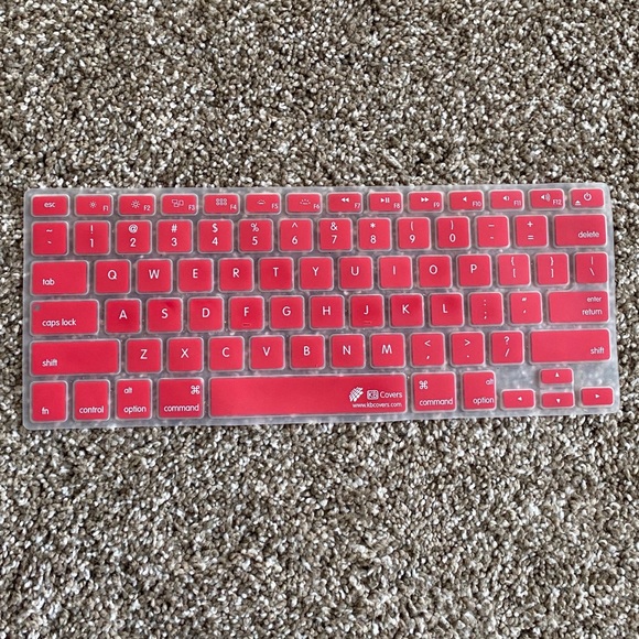 3/$15 MacBook Keyboard Covers - Picture 5 of 6